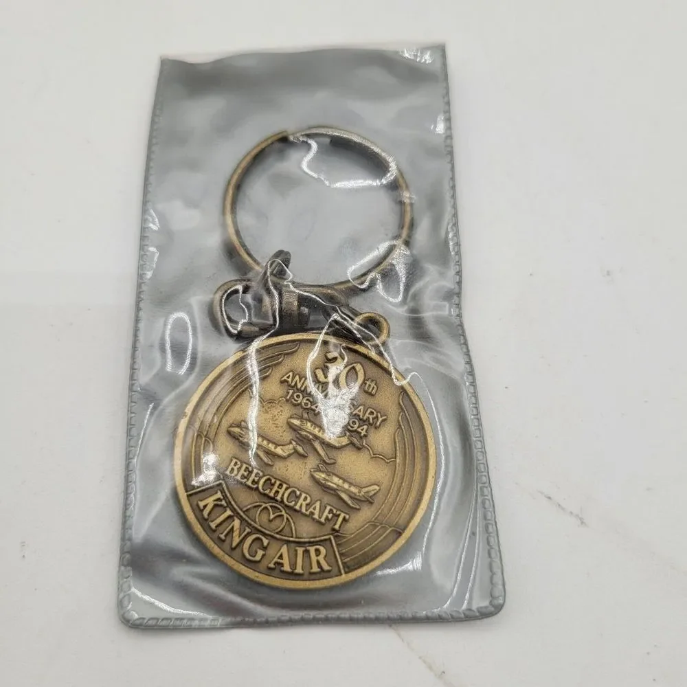 Vtg Pendant Keychain: 1994 Beech Aircraft Beechcraft King Air 30th Anniversary‎